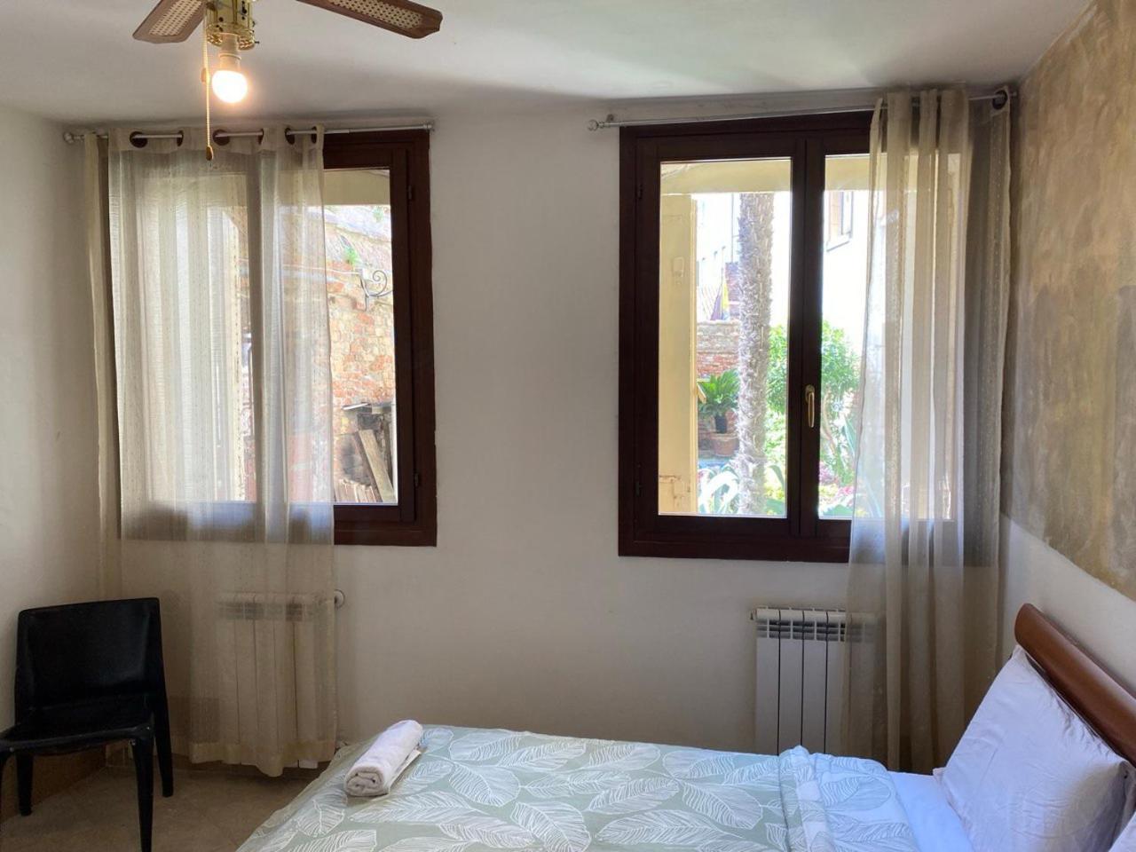 Canal View Apartment Venedig